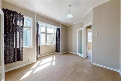 Photo of property in 16 Princess Street, Newtown, Wellington, 6021