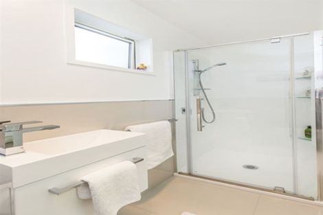 Photo of property in 4 Shoal Place, Whitby, Porirua, 5024