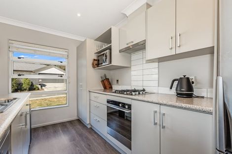 Photo of property in 6 Spritsail Place, Whitby, Porirua, 5024