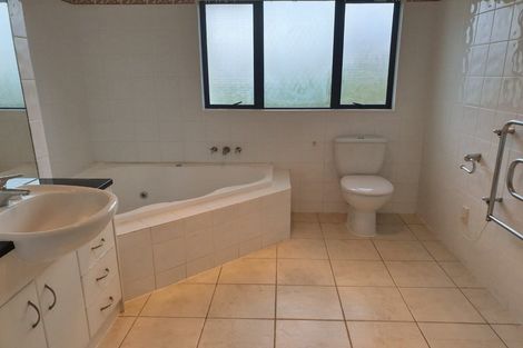 Photo of property in 82a Francis Street, Hauraki, Auckland, 0622