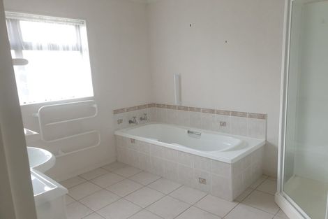 Photo of property in 19 Elmbridge Place, Owhata, Rotorua, 3010