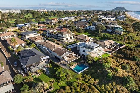 Photo of property in 3/201 Oceanbeach Road, Mount Maunganui, 3116