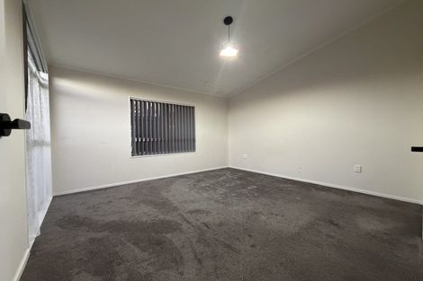 Photo of property in 69 Redoubt Road, Goodwood Heights, Auckland, 2105