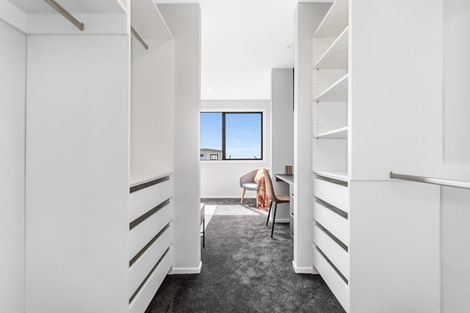 Photo of property in 2a Kaiaho Close, Aotea, Porirua, 5024