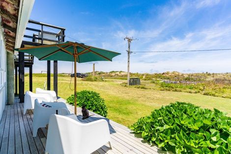 Photo of property in 67 Marine Drive, Te Kopuru, Dargaville, 0371