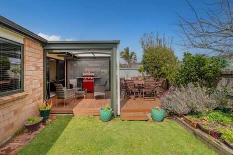 Photo of property in Mayfair Gardens, 3/2 Mayfair Close, Whitianga, 3510