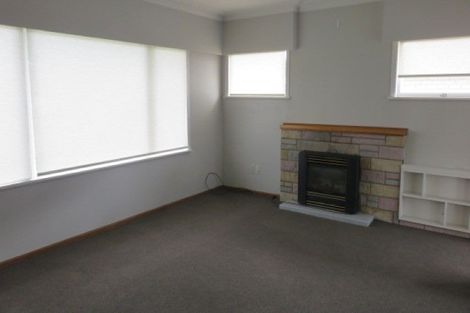 Photo of property in 24 Fenwick Crescent, Hillcrest, Hamilton, 3216
