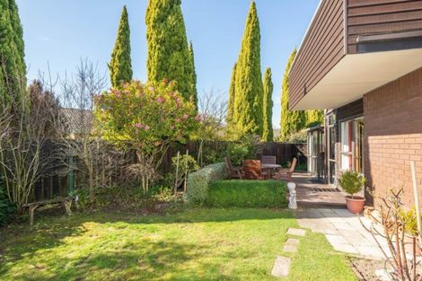 Photo of property in 1/35 Solway Avenue, Ilam, Christchurch, 8041