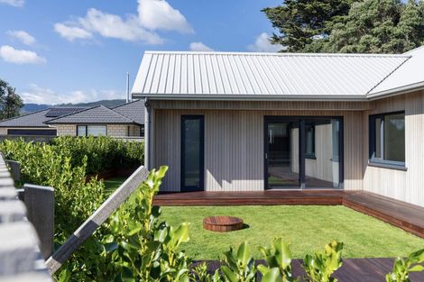 Photo of property in 23 Datum Way, Paraparaumu, 5032