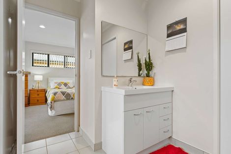 Photo of property in 9b Owens Road, Waiuku, 2123