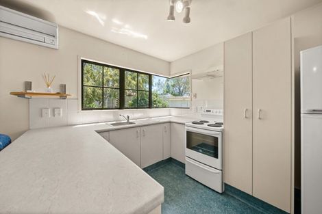 Photo of property in 9 Venice Street, Martinborough, 5711