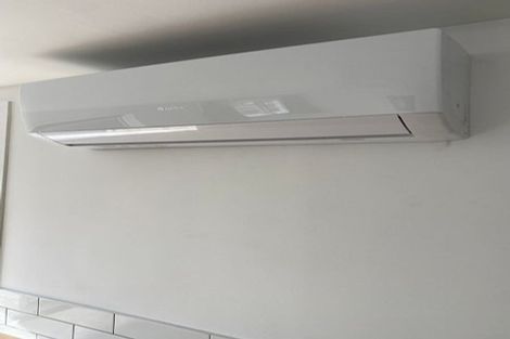 Photo of property in 20 Oakland Street, Northcote, Christchurch, 8052