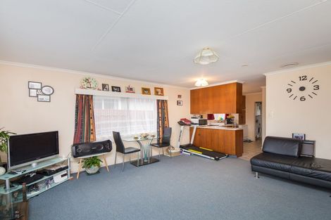 Photo of property in 11 Slacks Road, Awapuni, Palmerston North, 4412