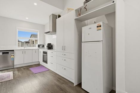 Photo of property in 18a Komata Crescent, Papamoa Beach, Papamoa, 3118