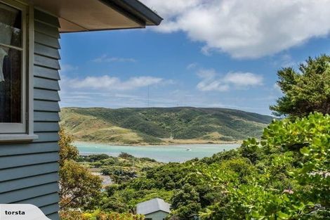 Photo of property in 22 Kiriwai Road, Paremata, Porirua, 5024