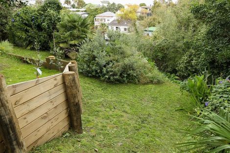 Photo of property in 3a Terrace Lane, Hospital Hill, Napier, 4110