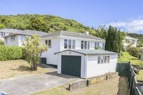 Photo of property in 18 Aparangi Crescent, Elsdon, Porirua, 5022