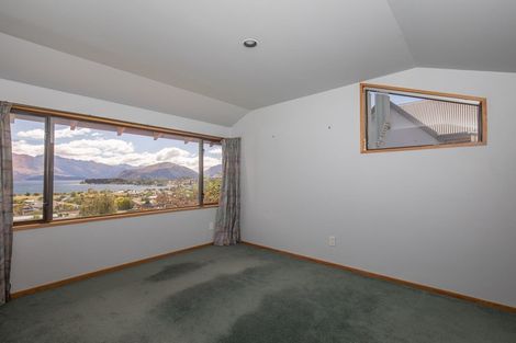 Photo of property in 9 Botting Place, Wanaka, 9305