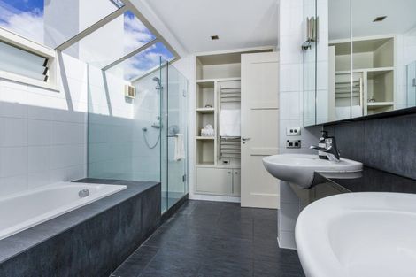 Photo of property in 54 Seacliffe Avenue, Belmont, Auckland, 0622