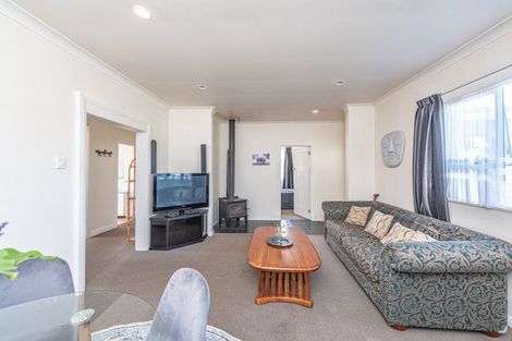 Photo of property in 16 Central Avenue, Gonville, Whanganui, 4501