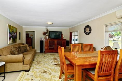 Photo of property in 19 Shirley Street, Mangakakahi, Rotorua, 3015