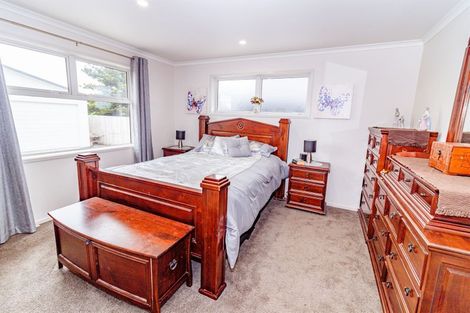 Photo of property in 98 Matai Street, Castlecliff, Whanganui, 4501