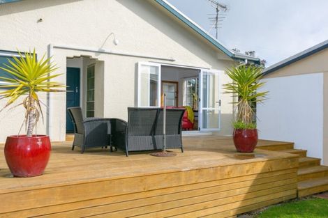 Photo of property in 13 Tupoki Street, Glen Avon, New Plymouth, 4312