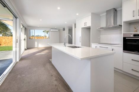 Photo of property in 14b Carisbrooke Street, Katikati, 3129