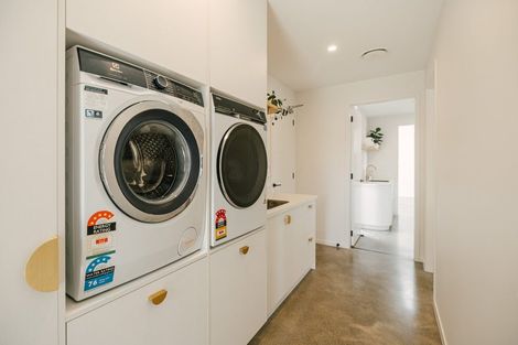 Photo of property in 16 Crown Lane, Rongotea, Palmerston North, 4473