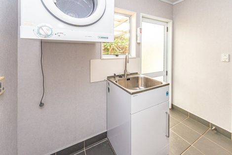 Photo of property in 10 D'arcy Road, Bastia Hill, Whanganui, 4500