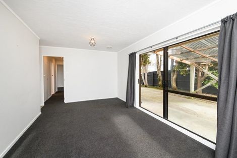 Photo of property in 27 Mcleavey Drive, Kelvin Grove, Palmerston North, 4414