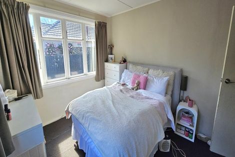 Photo of property in 17 Truman Road, Bryndwr, Christchurch, 8053