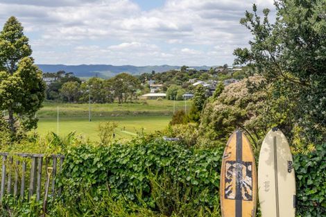 Photo of property in 37 Long Street, Raglan, 3225