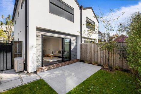 Photo of property in 15d Whitmore Street, Edgeware, Christchurch, 8013