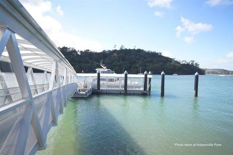 Photo of property in 16 Kano Way, Hobsonville, Auckland, 0616
