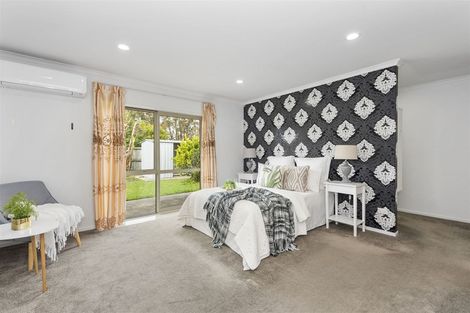 Photo of property in 210 Saint James Drive, Huntington, Hamilton, 3210