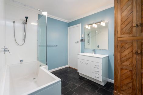 Photo of property in 19 Haywood Street, The Glen, Dunedin, 9011