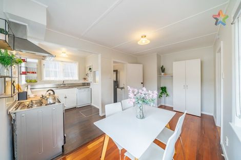 Photo of property in 273 Naenae Road, Naenae, Lower Hutt, 5011