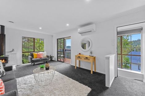 Photo of property in 61 Pemberton Avenue, Bayview, Auckland, 0629