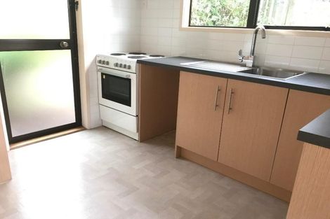 Photo of property in 13 Randal Place, Bayview, Auckland, 0629