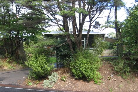 Photo of property in 144 Woodlands Park Road, Titirangi, Auckland, 0604