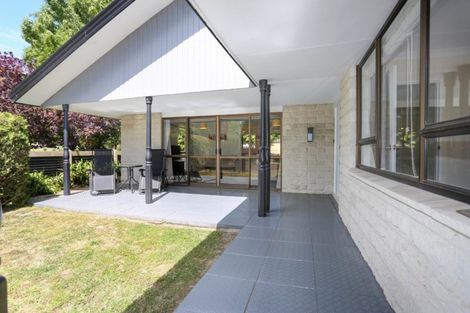 Photo of property in 6 Holmcroft Court, Cracroft, Christchurch, 8022