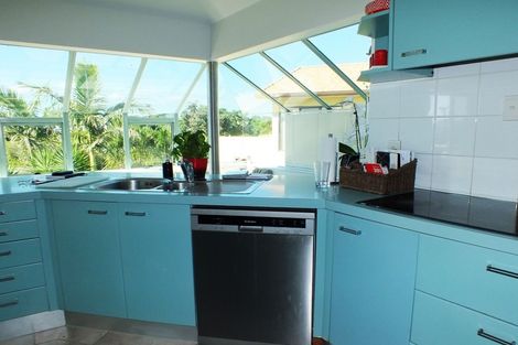 Photo of property in 355 Gulf Harbour Drive, Gulf Harbour, Whangaparaoa, 0930