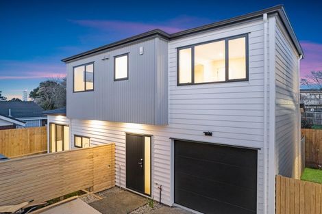 Photo of property in 3a Raupapa Street, Northcote, Auckland, 0627