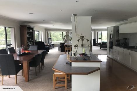 Photo of property in 185 Puke Road, Kumeu, 0891