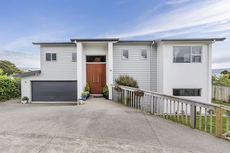 Photo of property in 58a Kahu Road, Paremata, Porirua, 5024