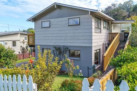 Photo of property in 11 Firth View Road, Te Puru, Thames, 3575
