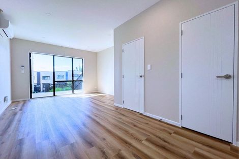 Photo of property in 42 Don Oliver Lane, Glen Eden, 0602