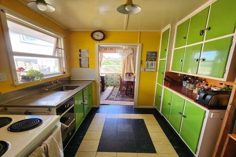 Photo of property in 30 Mark Avenue, Paparangi, Wellington, 6037