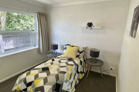 Photo of property in 3 Cornwall Street, Te Atatu South, Auckland, 0610